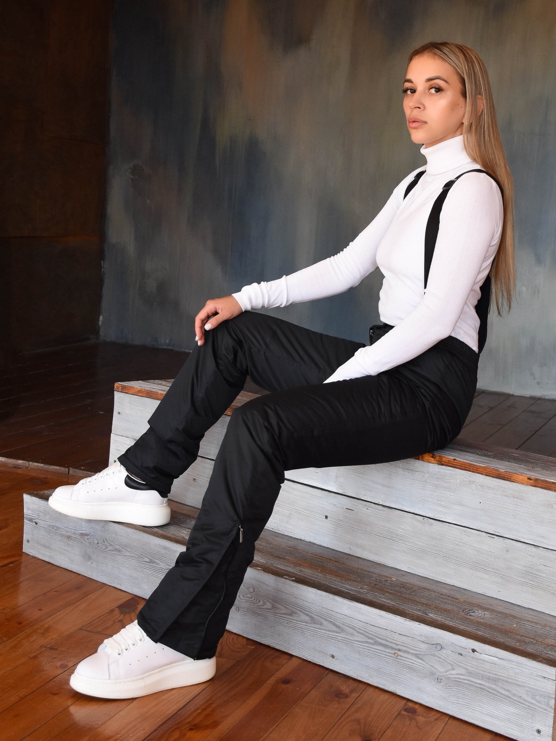 картинка Женский полукомбинезон черный К211 от магазина Спортсоло