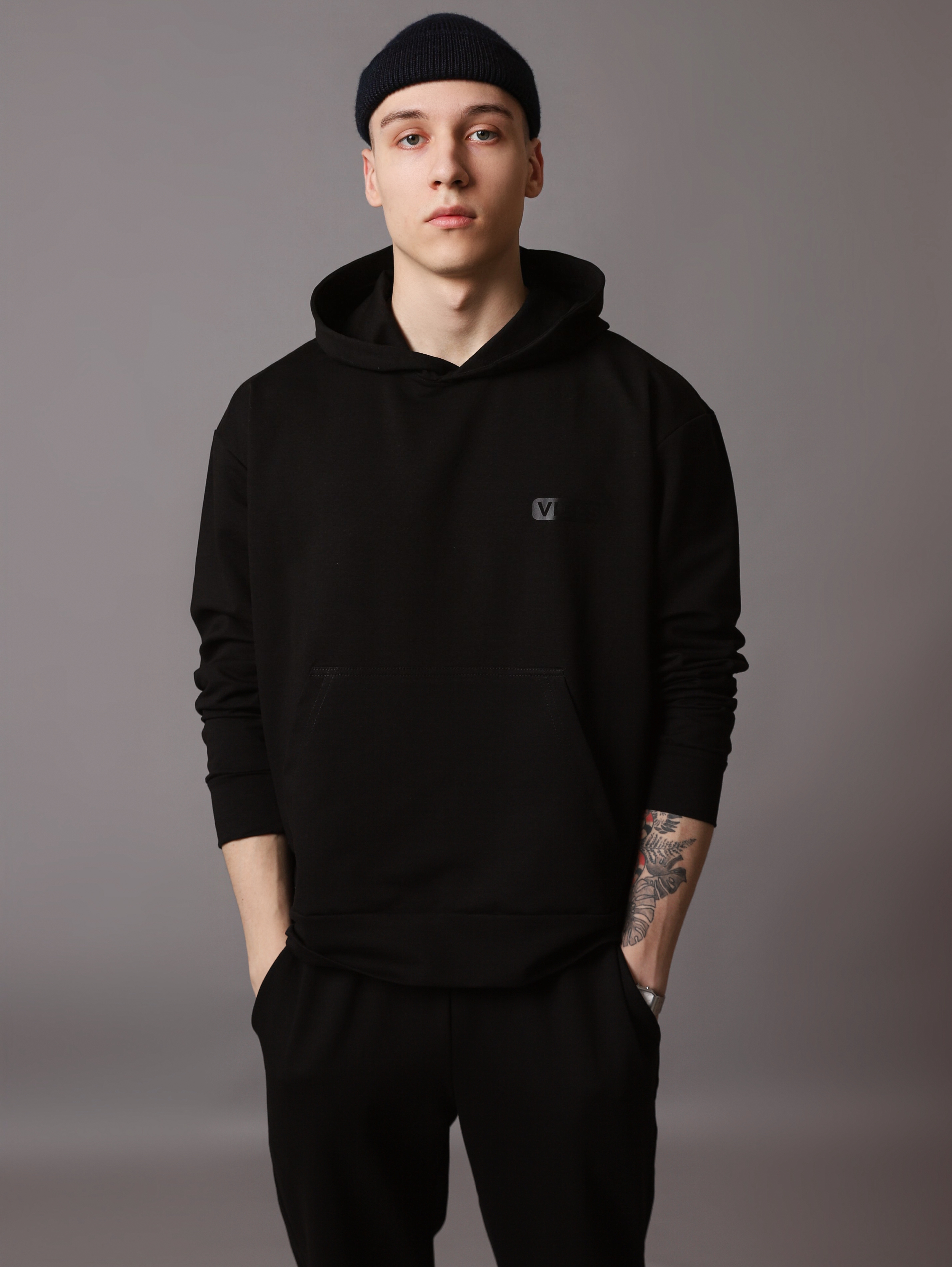 картинка  Толстовка мужская ВТ020-Т Черный  от магазина Спортсоло