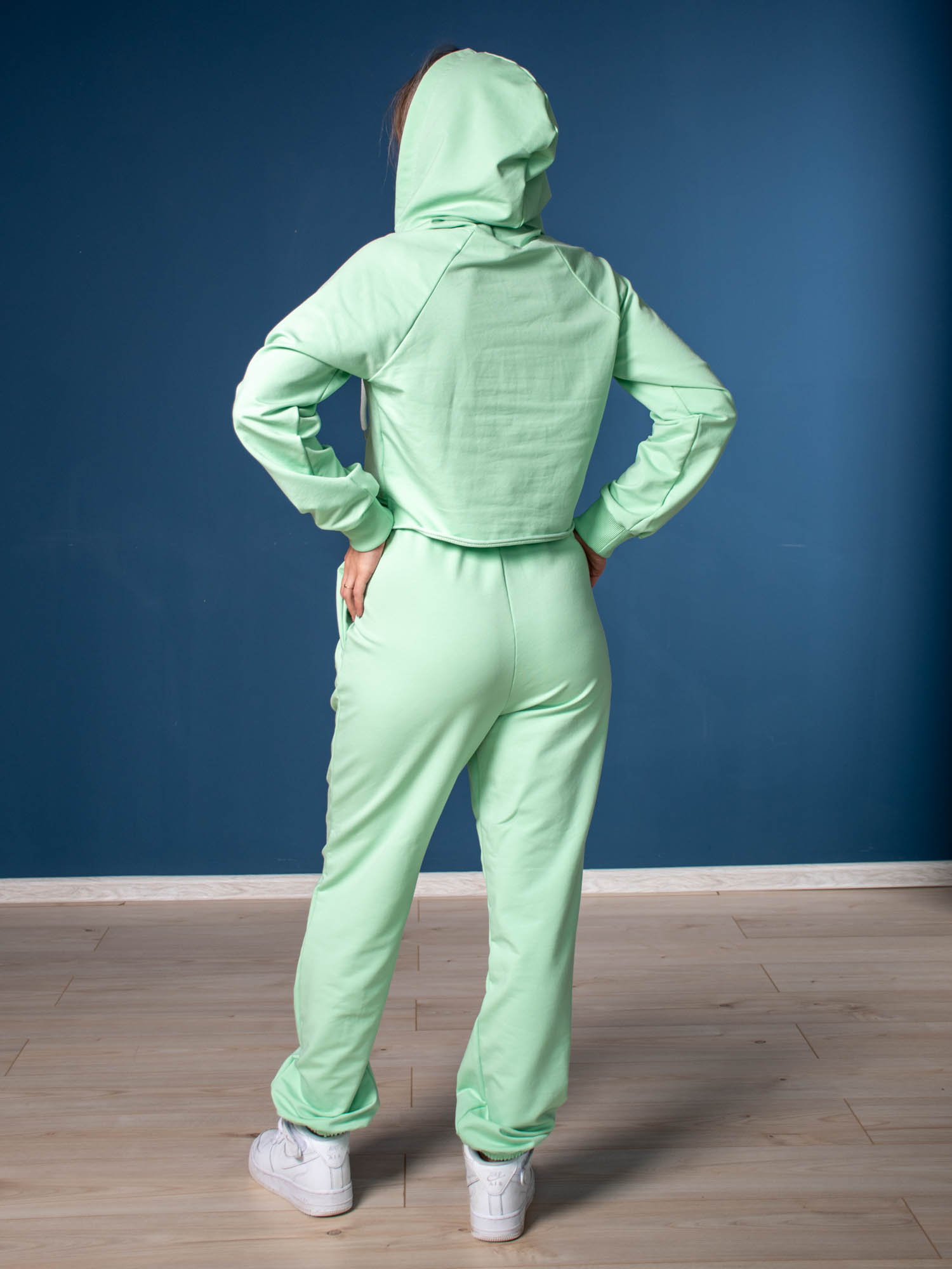 картинка Спортивный костюм Барбара, голубой-тиффани от магазина Спортсоло