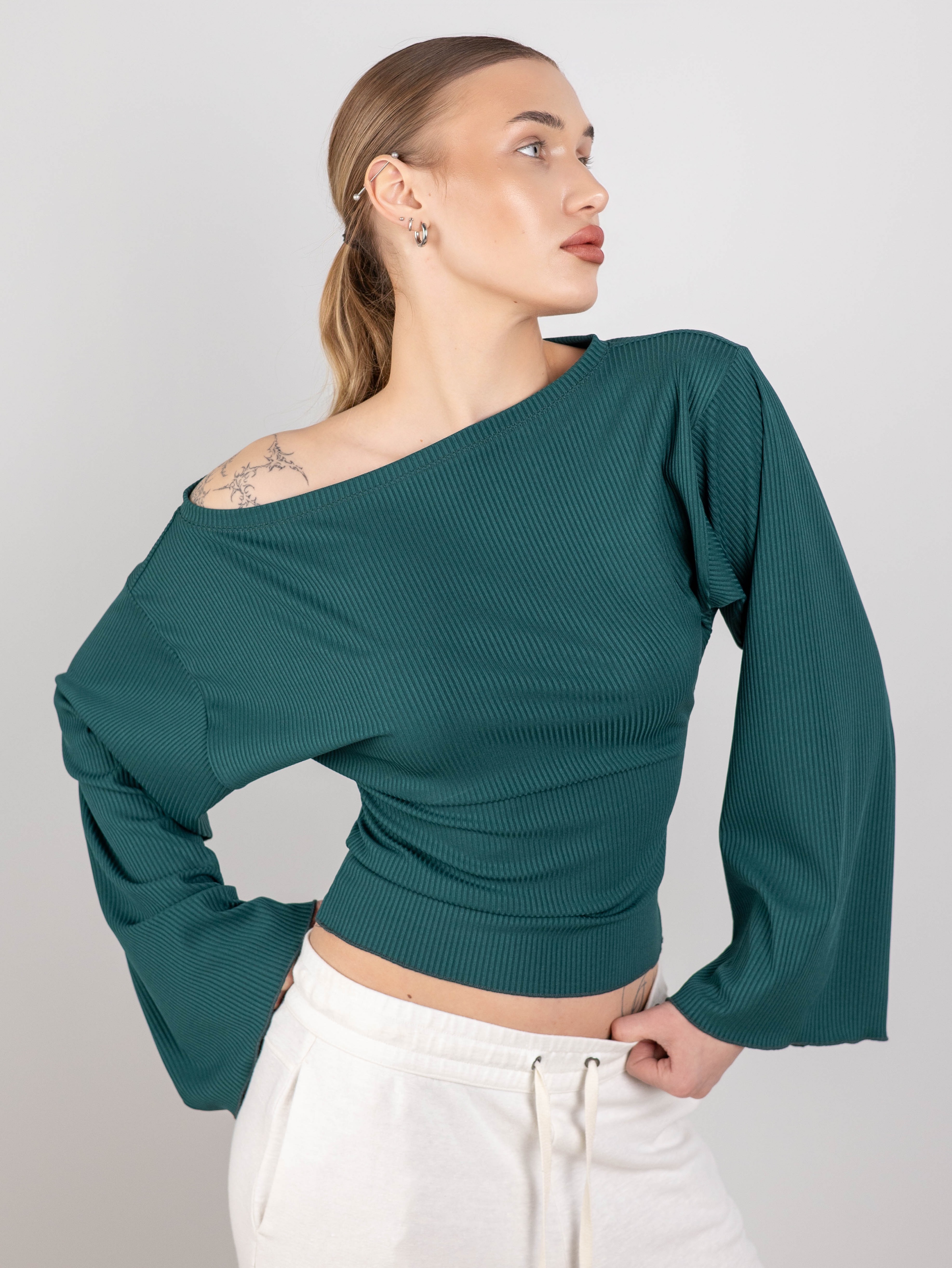 картинка Лонгслив КО101 Изумруд от магазина Спортсоло